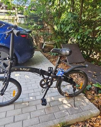 Lotto 4 bici una e -bike bici pieghevole camper
