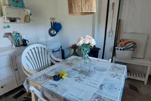 Terreno terrazzato con casetta e pergolato in vend