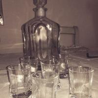 bormioli bottiglia e bicchieri