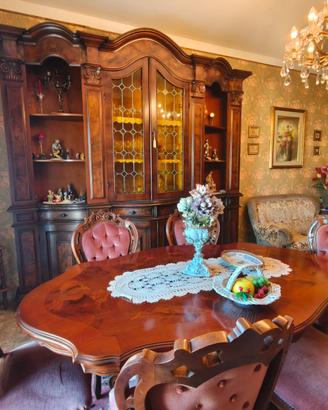 Sala da pranzo stile classico