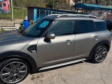 PRIVATO:MINI COUNTRYMAN F60 COOPER D 2.0 (150cv)