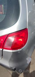 MITSUBISHI COLT 2006 STOP POSTERIORE SX/DX