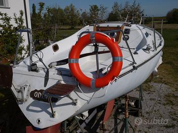 Barca a vela Classis Boxer 24