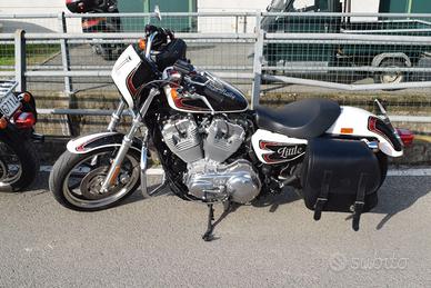 Harley Davidson 883
