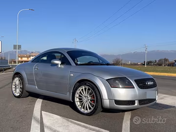 Audi TT 8n 225cv