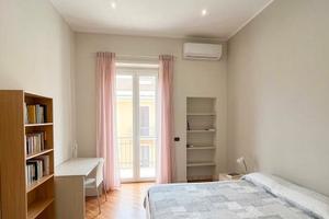 Stanza Matrimoniale uso Singolo - Via Doberdò