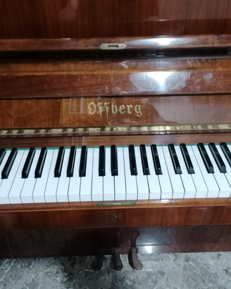Pianoforte acustico Offberg Legnica