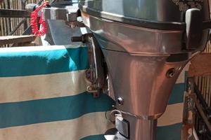 Motore marino fuoribordo "yamaha" 8 cv. - 4 tempi