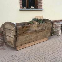 antica bigoncia-fioriera in legno da esterno