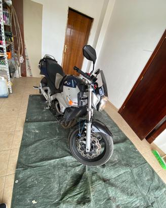 Suzuki GSR cilindrata 600 con 100 cavalli