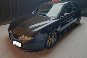 Alfa Romeo 147 3.2i V6 24V GTA ASI CON CRS