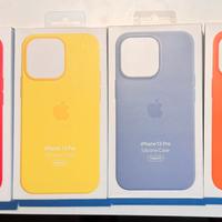 Apple Custodia MagSafe in silicone iPhone 13 PRO