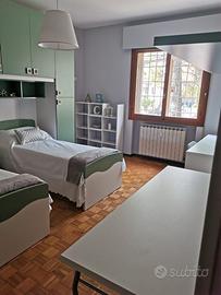 SOLO STUDENTI Stanze in splendido appartamento