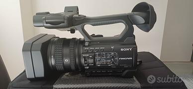 Videocamera SONY  HXR-NX100
