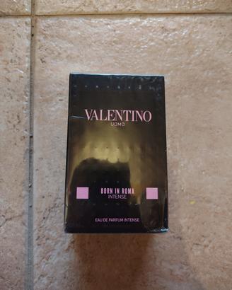 Profumo Valentino Born in Roma intense 