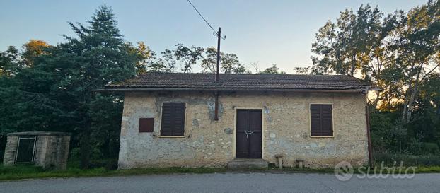 Edificio a uso magazzino