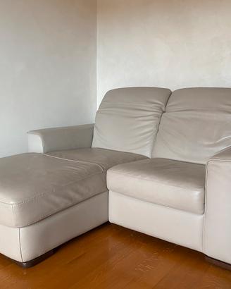 Divano Diesis 2 posti con chaise longue Natuzzi
