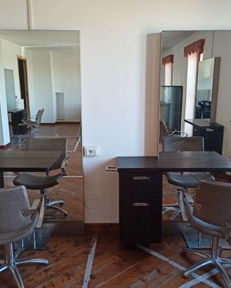 Arredamento completo parrucchieria cessata attivit