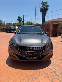 Peugeot 208 allestimento allure