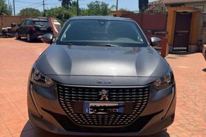 Peugeot 208 allestimento allure