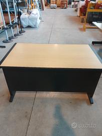 scrivania da ufficio