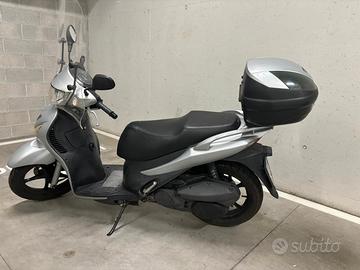 Suzuki UX Sixteen 150 - 2010