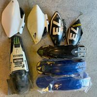 PLASTICHE YAMAHA YZF 250 2008