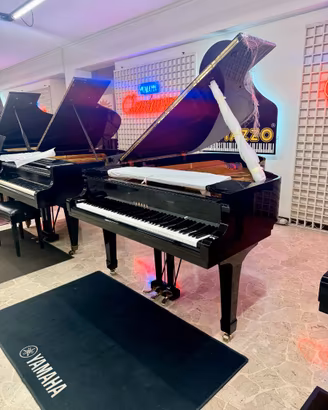 PIANOFORTE MEZZA CODA YAMAHA MOD. G3 NERO LUCIDO