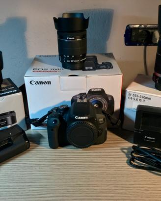 CANON 700D