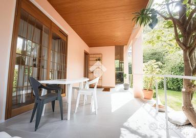 VILLA SINGOLA A SEREGNO