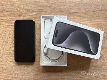 iPhone 15 Pro - 256GB - Titanio Nero