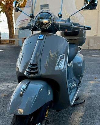 Vespa GTS 300 hpe Supertech 2019