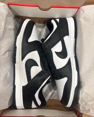 Nike dunk low panda