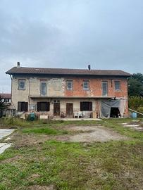 Casa indipendente Cantone Grassi 139 Casale Popolo