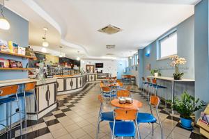 Attività commerciale - Bar caffetteria