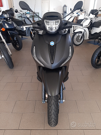 Nuovo Piaggio Beverly Deep Black