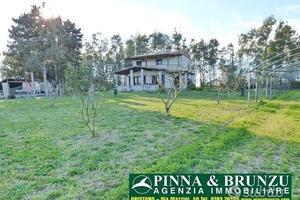 Santa giusta - villa terreno 12.000 mq