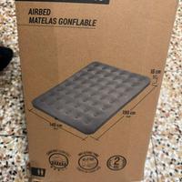 Materasso gonfiabile + pompa manuale a piede