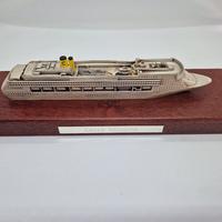 modellino  Costa Victoria