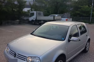 Volkswagen  Golf