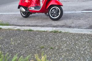 vendi  vespa 300gts 