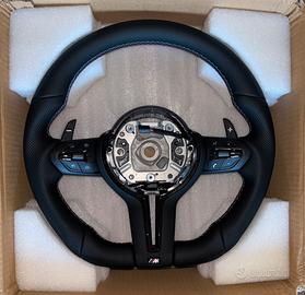 Volante sportivo BMW serie F