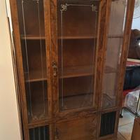 Vetrinetta in legno stile classico