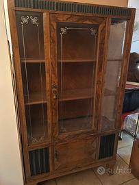 Vetrinetta in legno stile classico