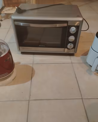 Mini frigo +fornetti 