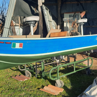 Canadian 4.30 con fuoribordo 15 cv, spinning