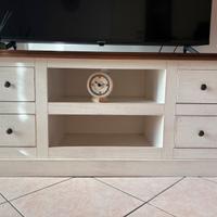 Mobile porta tv shabby chic.