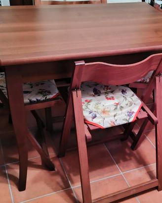 Tavolo in legno massello 70x110/130 cm