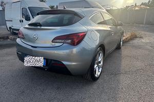 Opel Astra GTC 2.0 165CV