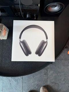 AIRPODS MAX LIGHTNING